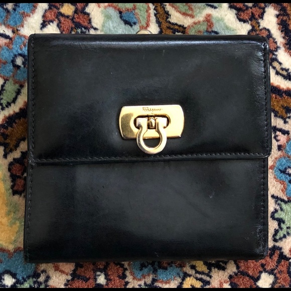 Ferragamo trifold wallet Clearance
